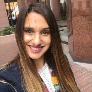 Meet your Posher, Alissa